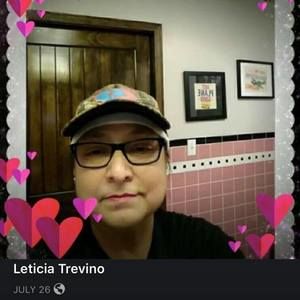 Meet your Posher, Leticia